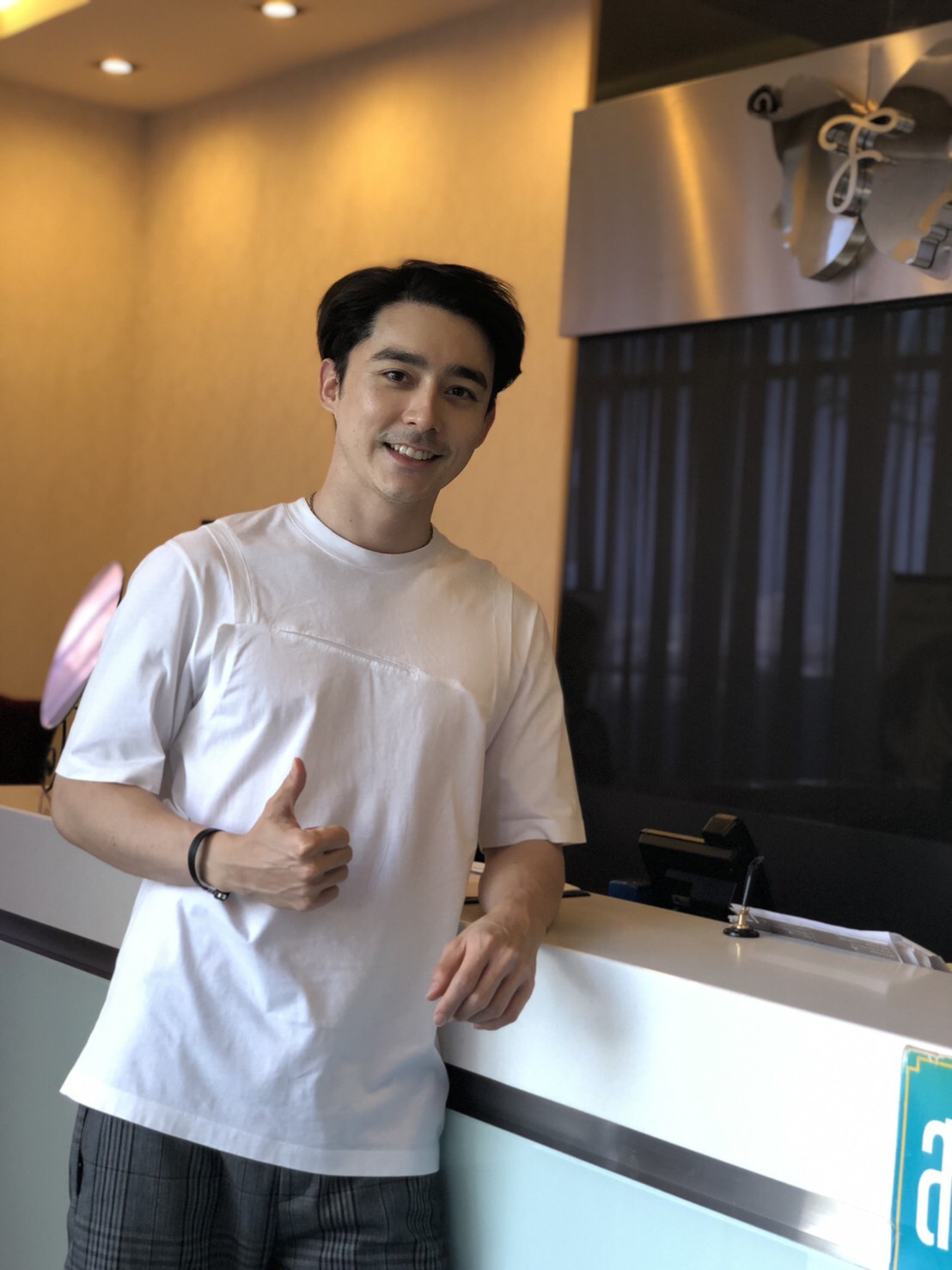 คุณคณิน สแตนลีย์ ( นักแสดงช่อง 3 )